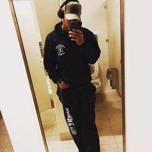 Meet your Posher, Johnnie