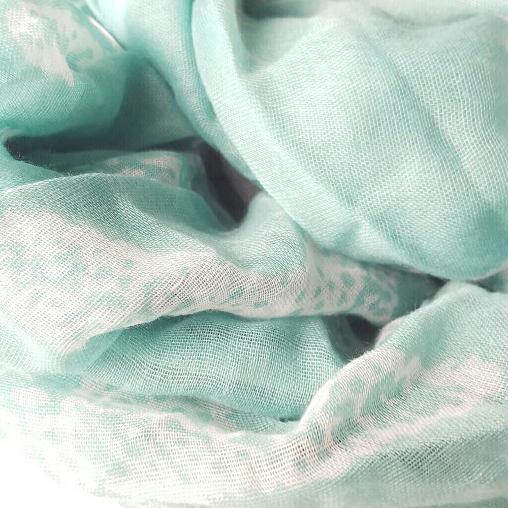 Infinity scarf - Picture 2 of 4