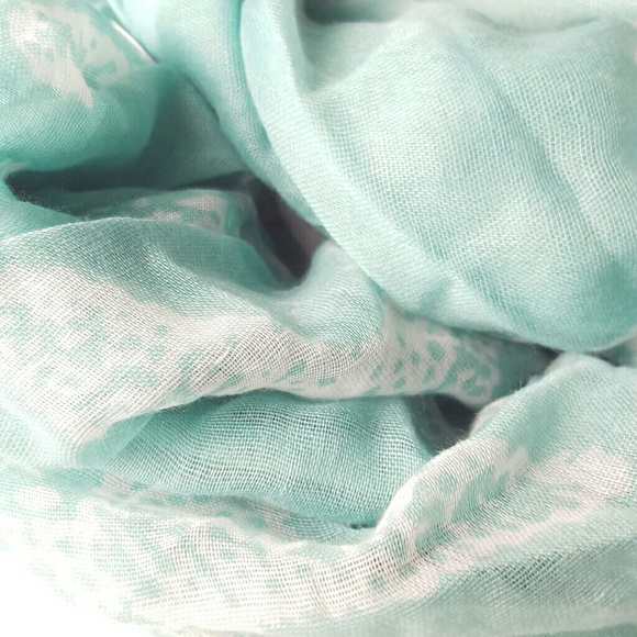 Infinity scarf - Picture 2 of 4