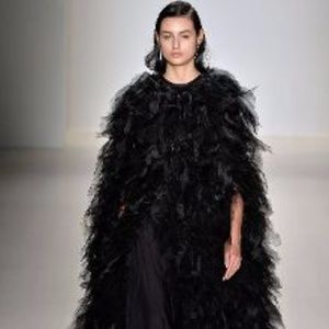 NWT original limited edition Tadash Shoji Cape