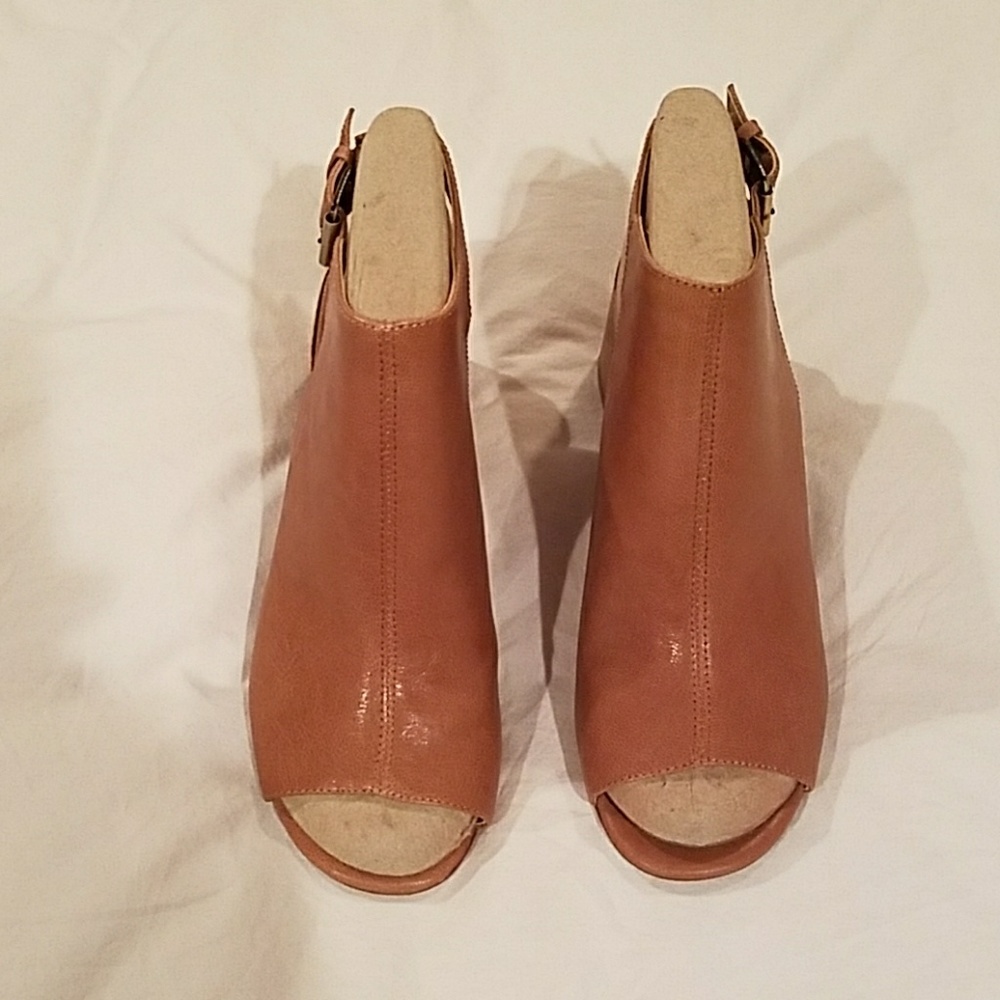 ♥TAHARI SHOES♥
