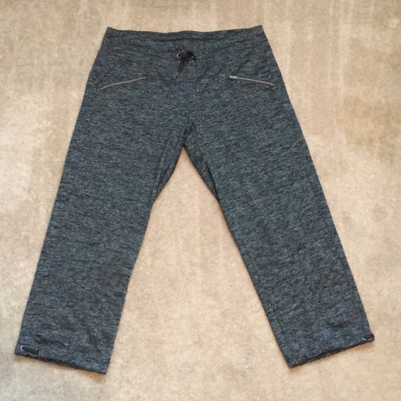 Active Life crop athleisure pant - Picture 3 of 6