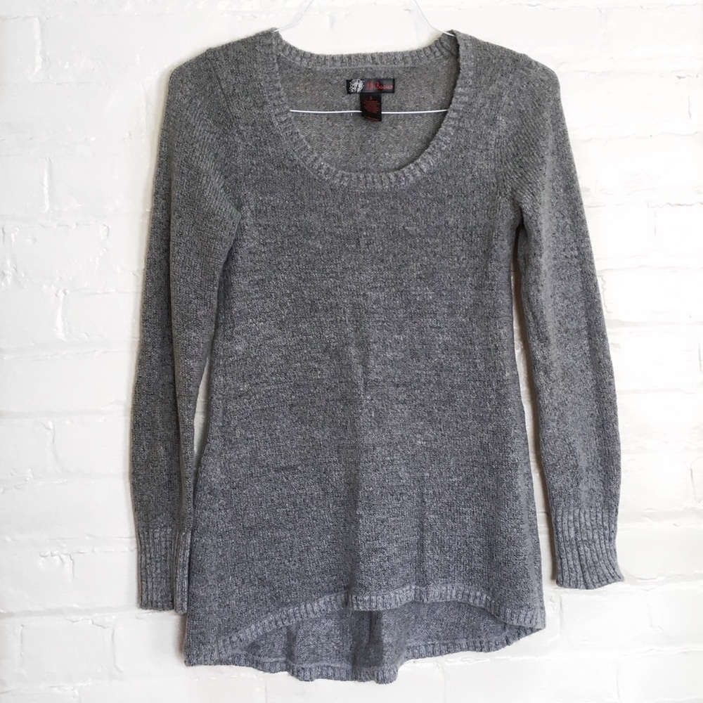 Grey sweater