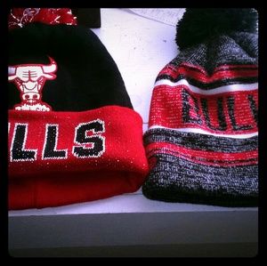 2 brand new chicago bulls beanies w/ tags