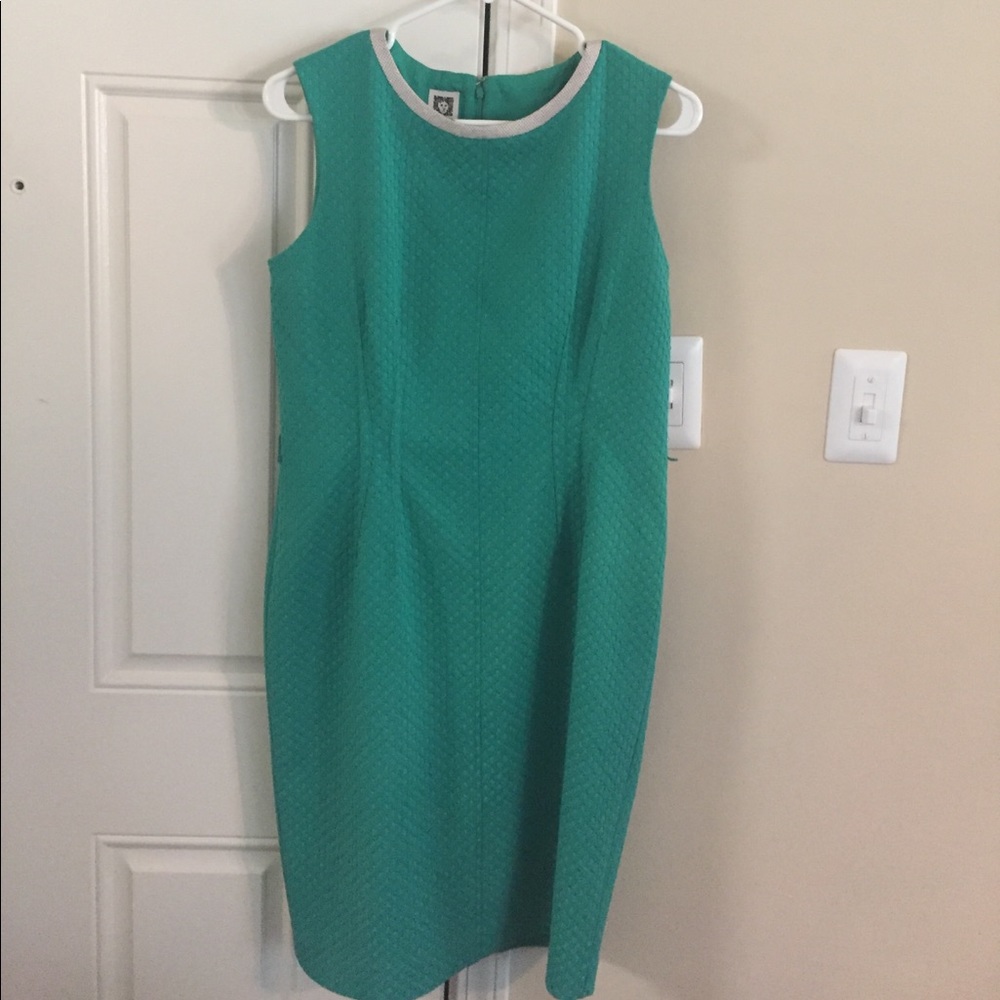 Anne Klein size 8 shift dress