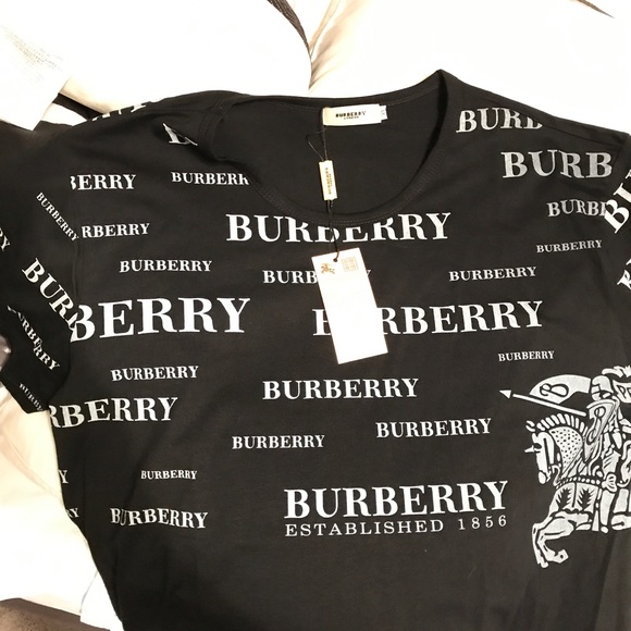 2 Burberry shirts - Picture 2 of 2