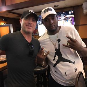 Meet your Posher, Derius tmg