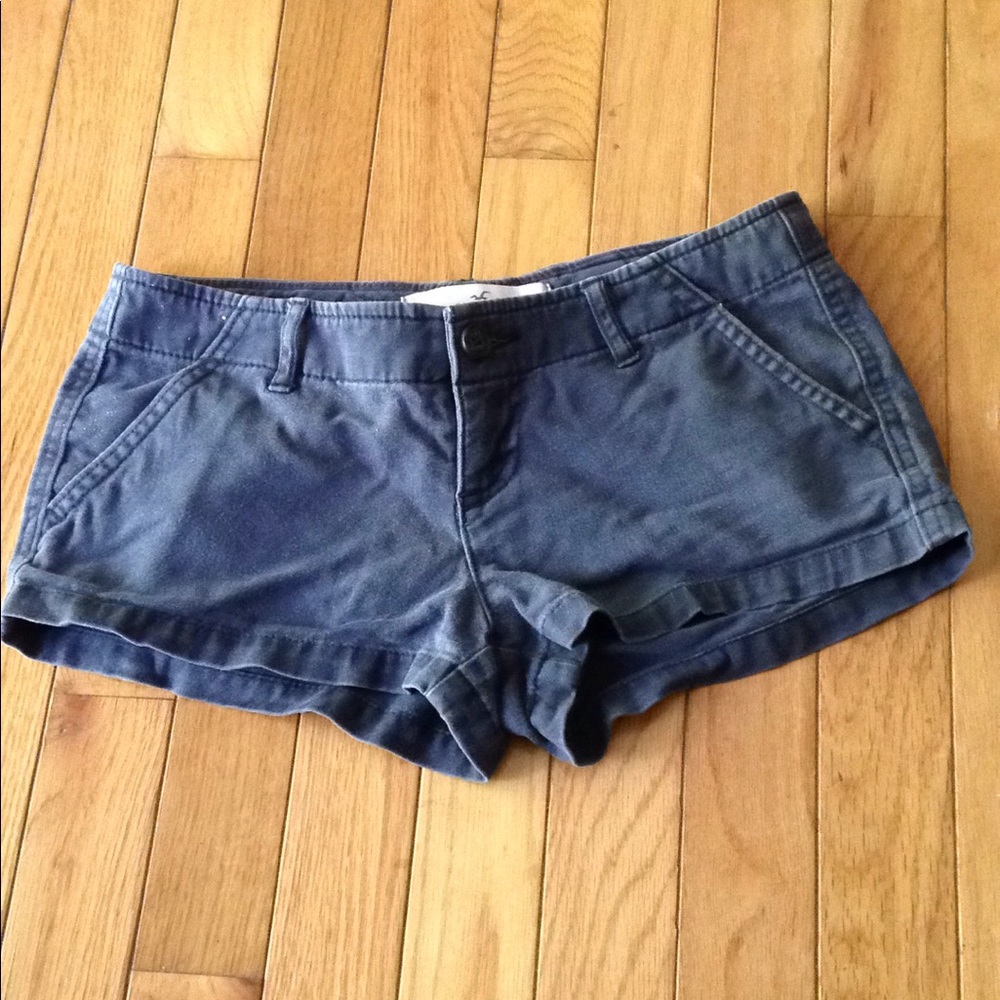Navy blue Hollister shorts! Like new!