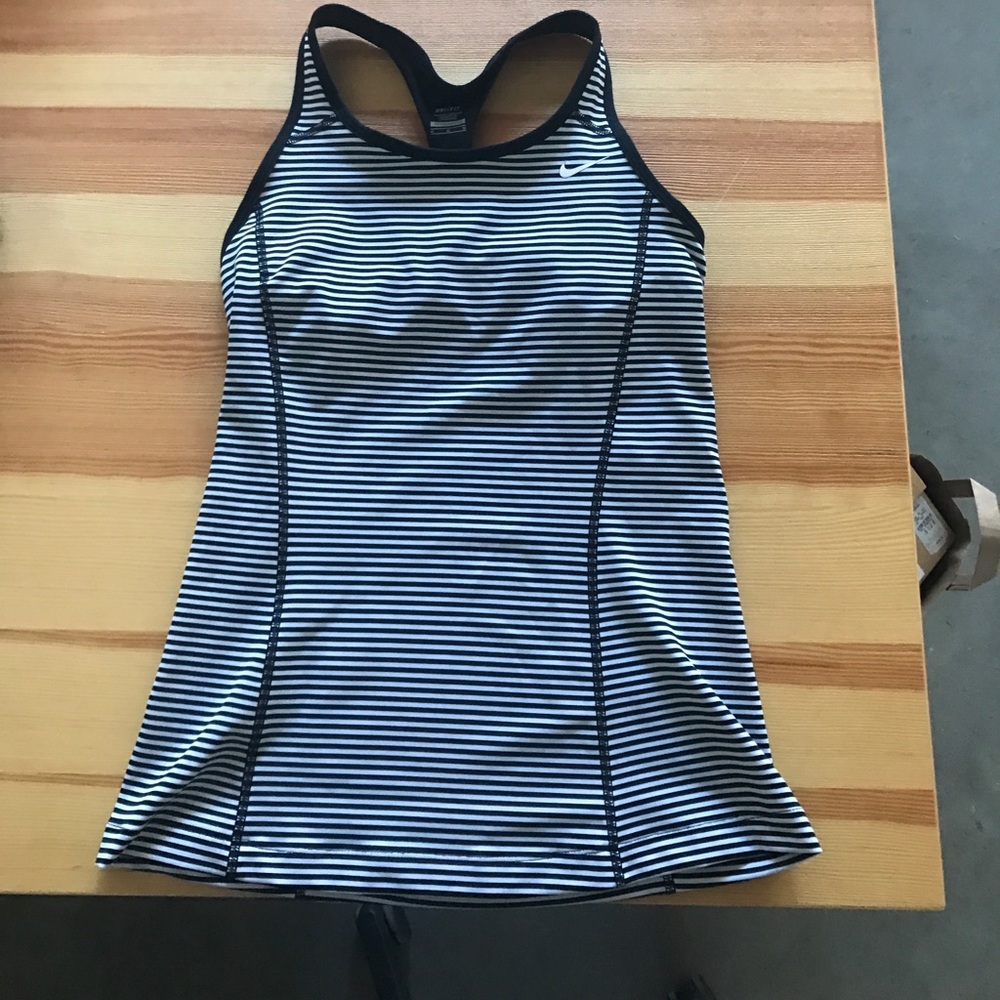 NWOT Nike Dri-Fit Racerback w/ Built In Bra