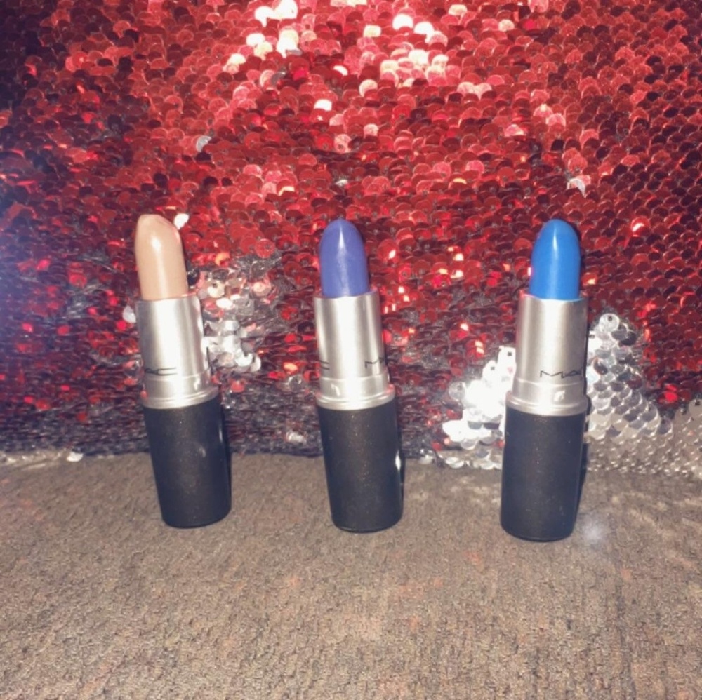 Three AUTHENTIC M°A°C full-sized lipsticks