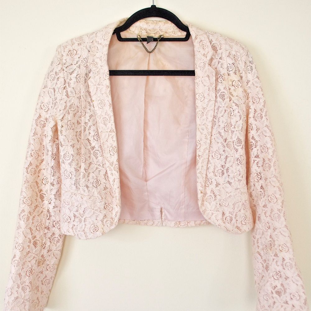 Rose-colored Lace Blazer (Cropped)