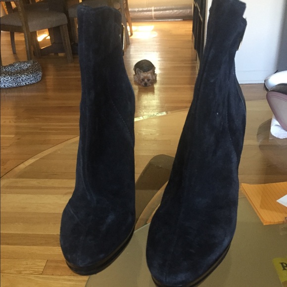 Michael Kors Booties - Picture 4 of 6