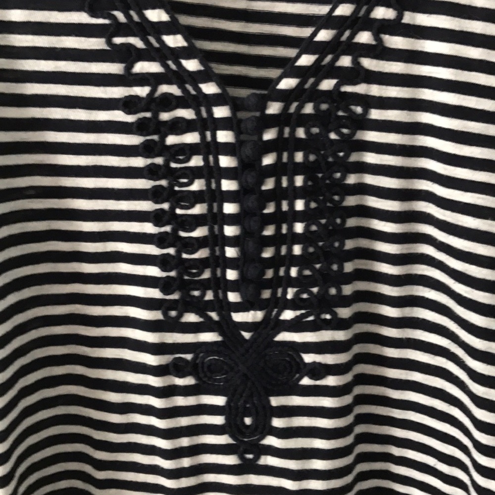 JCrew Tee 🍀 - Picture 2 of 3