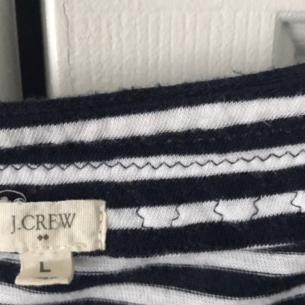 JCrew Tee 🍀 - Picture 3 of 3