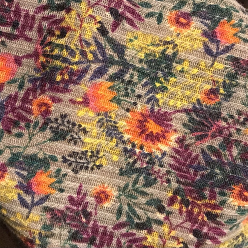 LuLaRoe floral Sarah