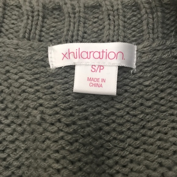 Xhilaration Gray Faux Fur Sweater Vest - Picture 5 of 7