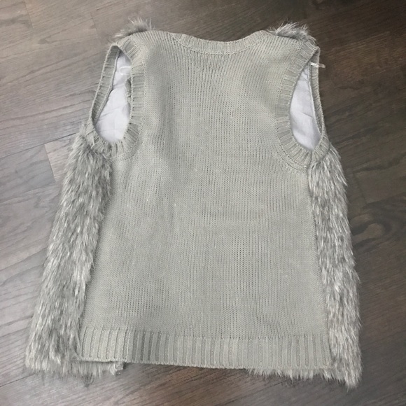 Xhilaration Gray Faux Fur Sweater Vest - Picture 6 of 7