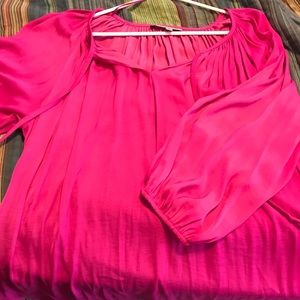 Silky top. Quarter length.