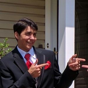 Meet your Posher, Evan