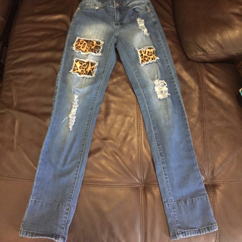Leopard jeans
