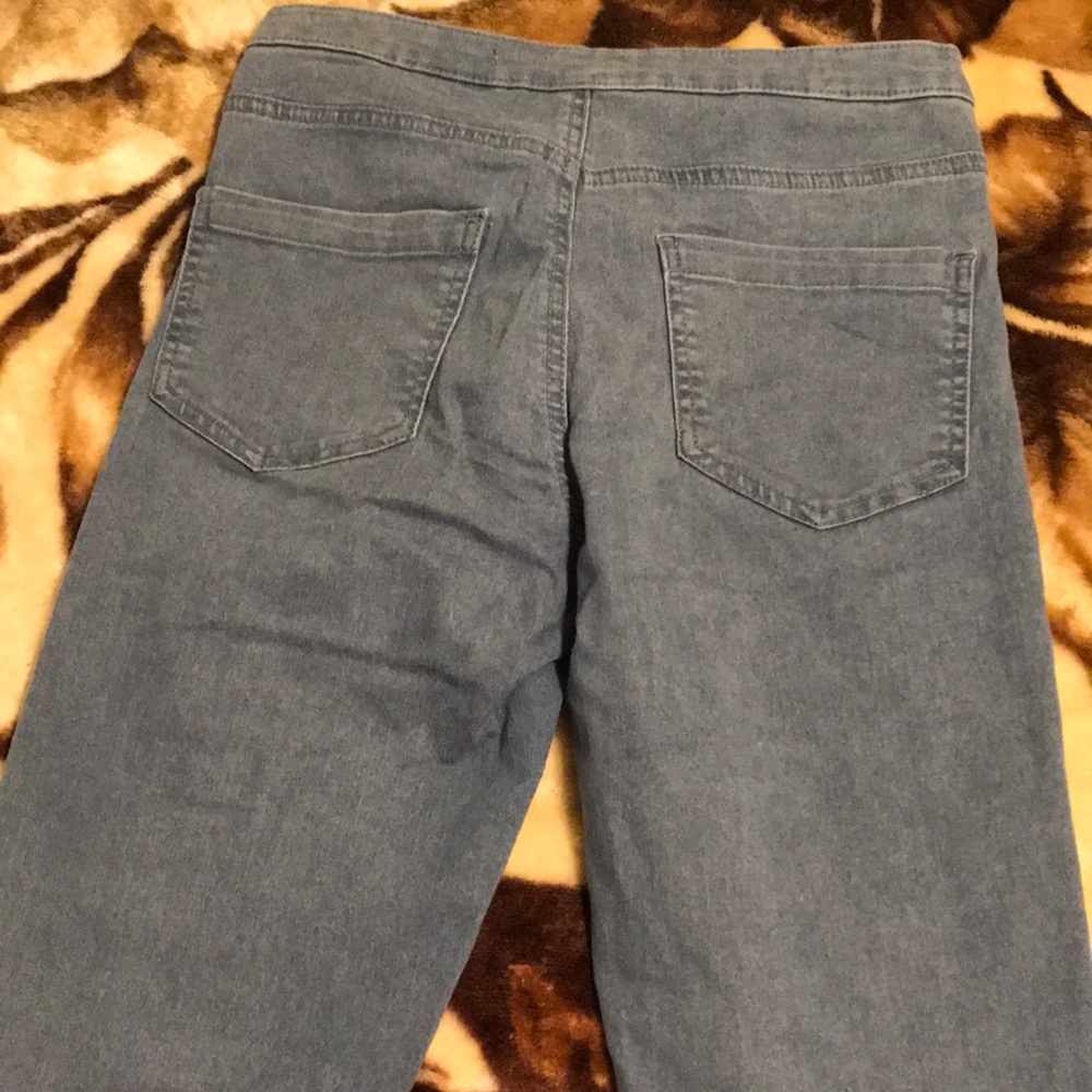 Jeans - Picture 3 of 4