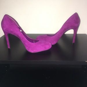 New Jessica Simpson Purple 4in Pumps