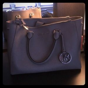 Light grey Medium sized Michael Kors bag