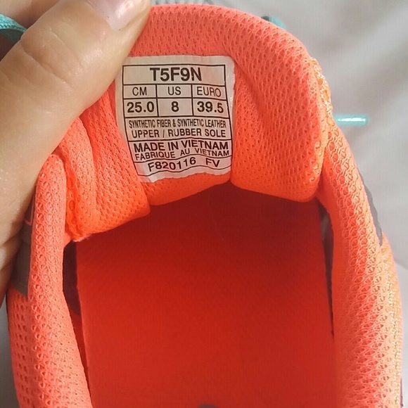 Like New Bright Gel-Contend 3 Asics - Picture 3 of 8