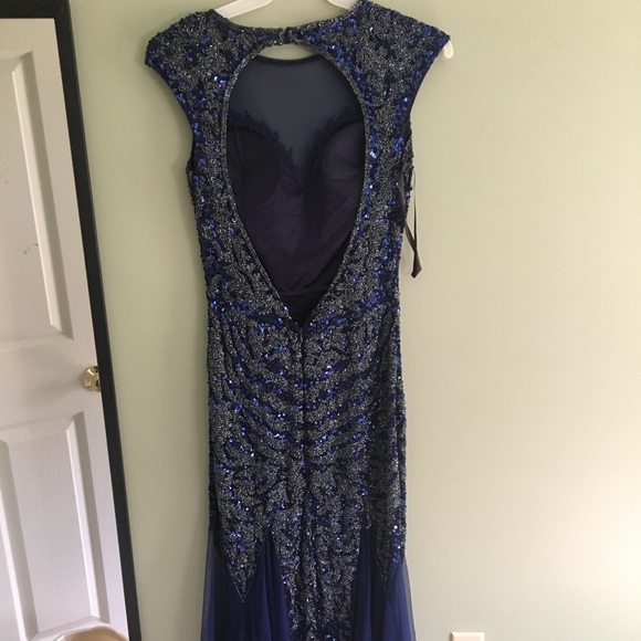 Navy Blue Prom Gown! - Picture 2 of 4