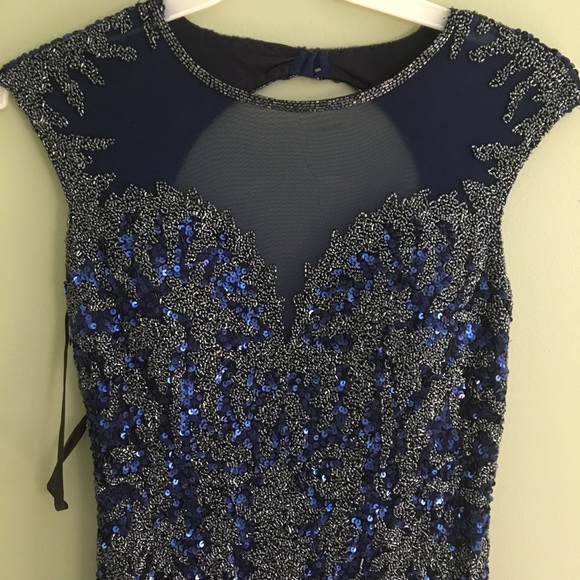 Navy Blue Prom Gown! - Picture 4 of 4