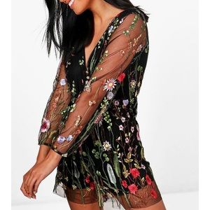 Boohoo embroiled romper NWT