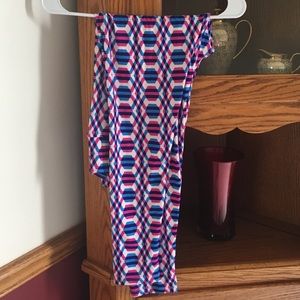 LuLaRoe TC leggings!