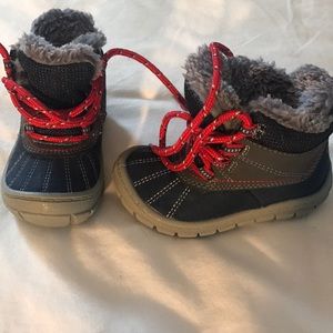 Boys toddler size 5 snow boots