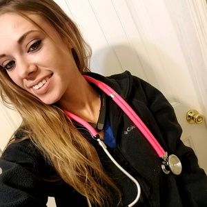 Meet your Posher, Rebekah