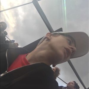 Meet your Posher, Logan