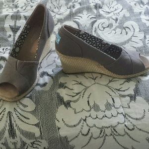Toms wedges