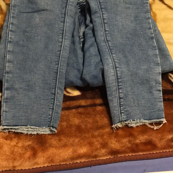 Jeans - Picture 2 of 3