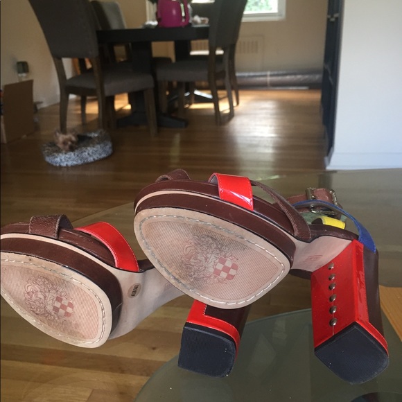 Vince Camuto Heels - Picture 3 of 8