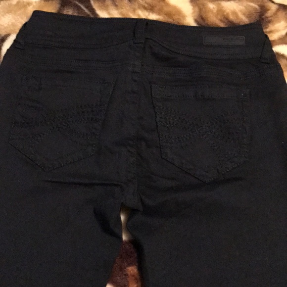 Jeans - Picture 3 of 3