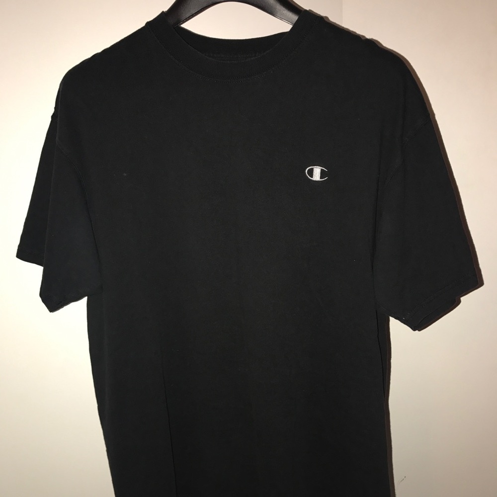 Champion black tee L