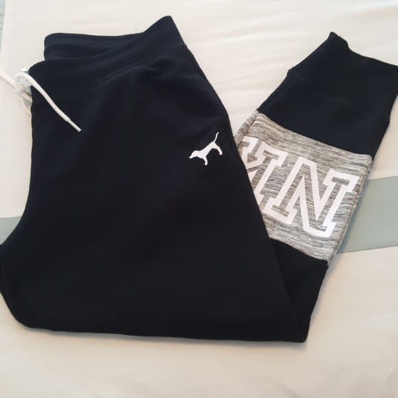 -SOLD-NWT VS Pink Set - Picture 4 of 8