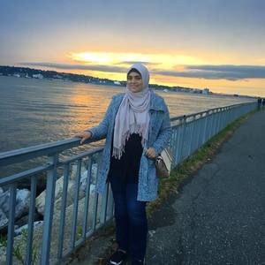 Meet your Posher, Dahlia