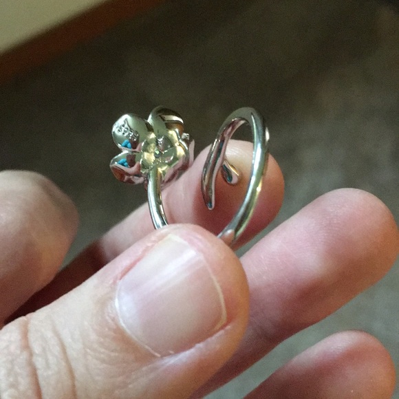925 Stamped Adjustable Flower Ring. - Picture 3 of 5