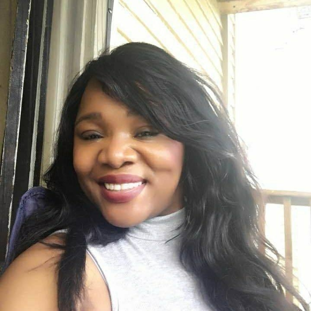 Meet your Posher, Yolanda