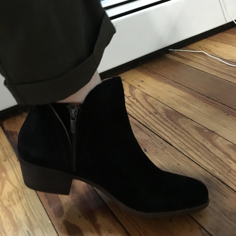 Adorable Booties Lucky Leather/ManMade Black Brown
