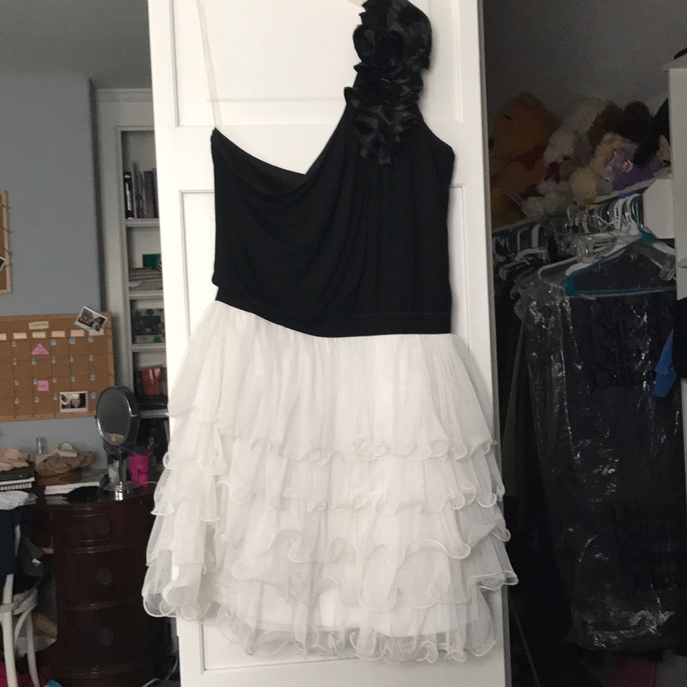 One shoulder short homecoming/fancy dress