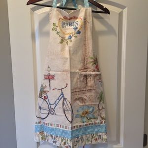 Paris, beach cruiser, apron.