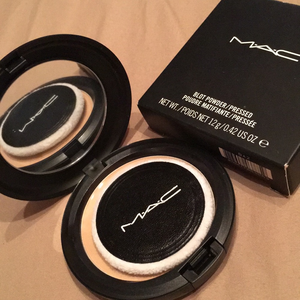 Mac Blot Poweder