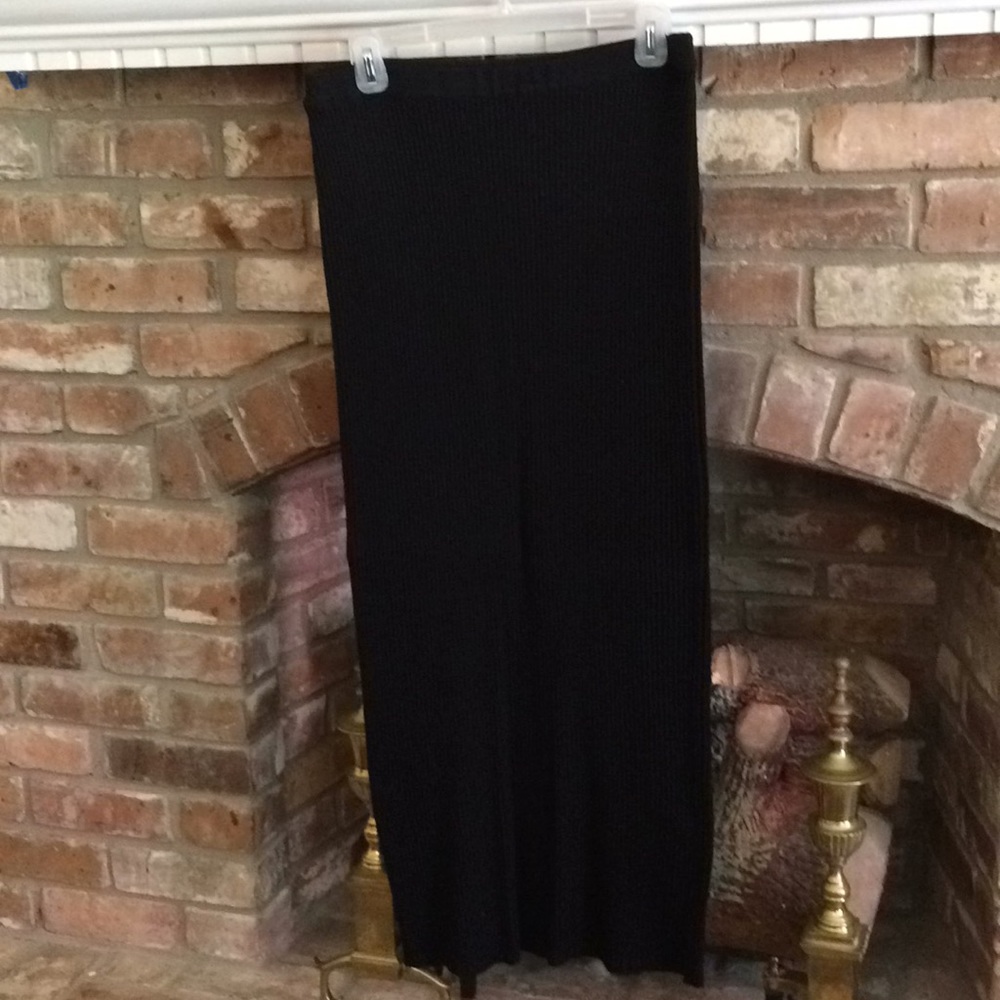 Long black skirt