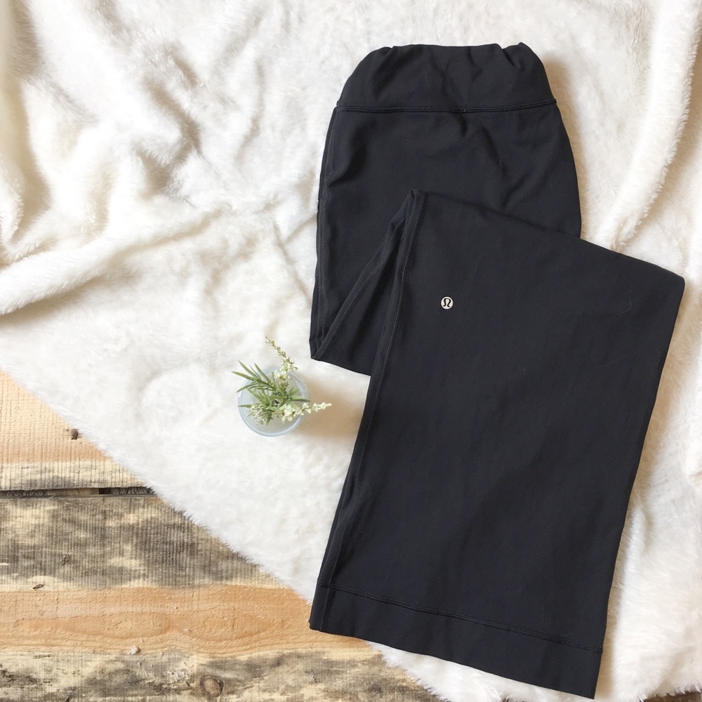 🍋 lululemon Still Wide Leg yoga pants